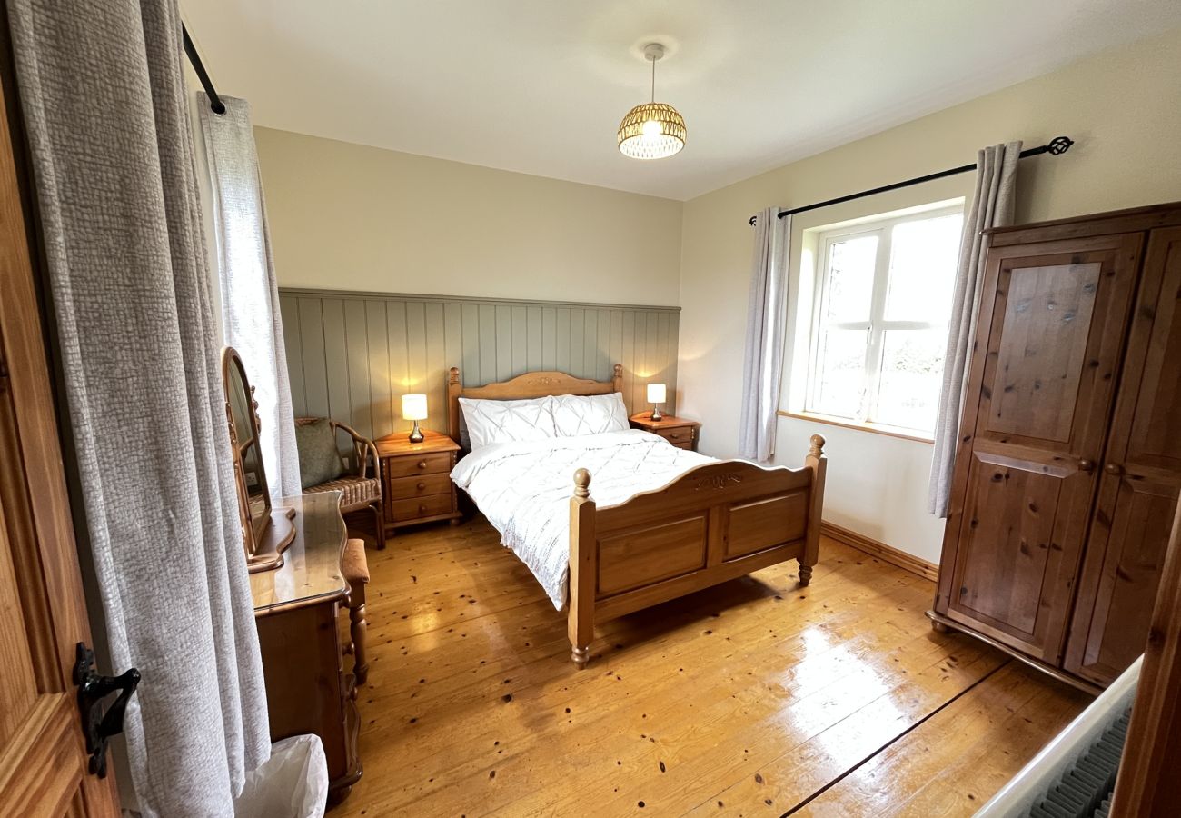 Cottage in Recess - Twelve Bens Lodge