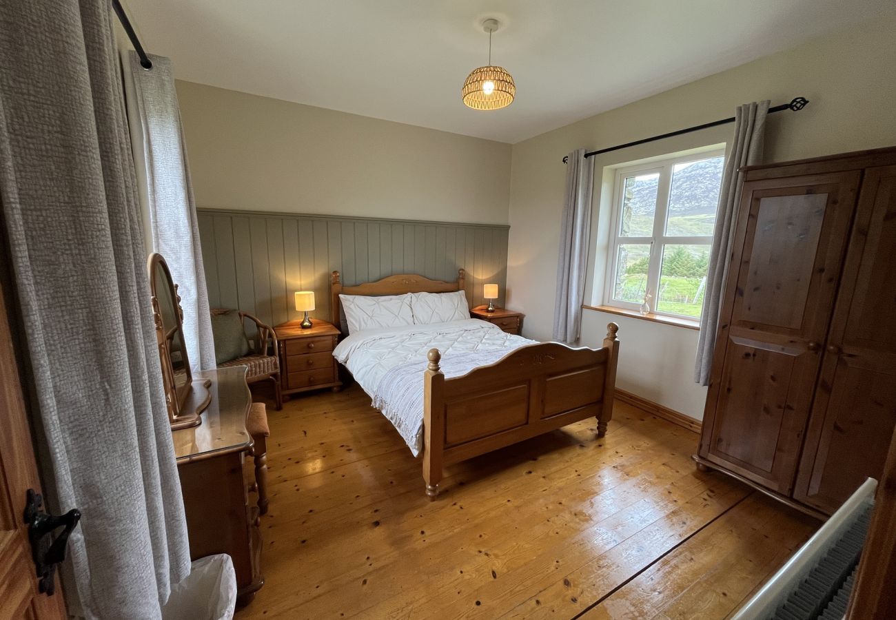 Cottage in Recess - Twelve Bens Lodge
