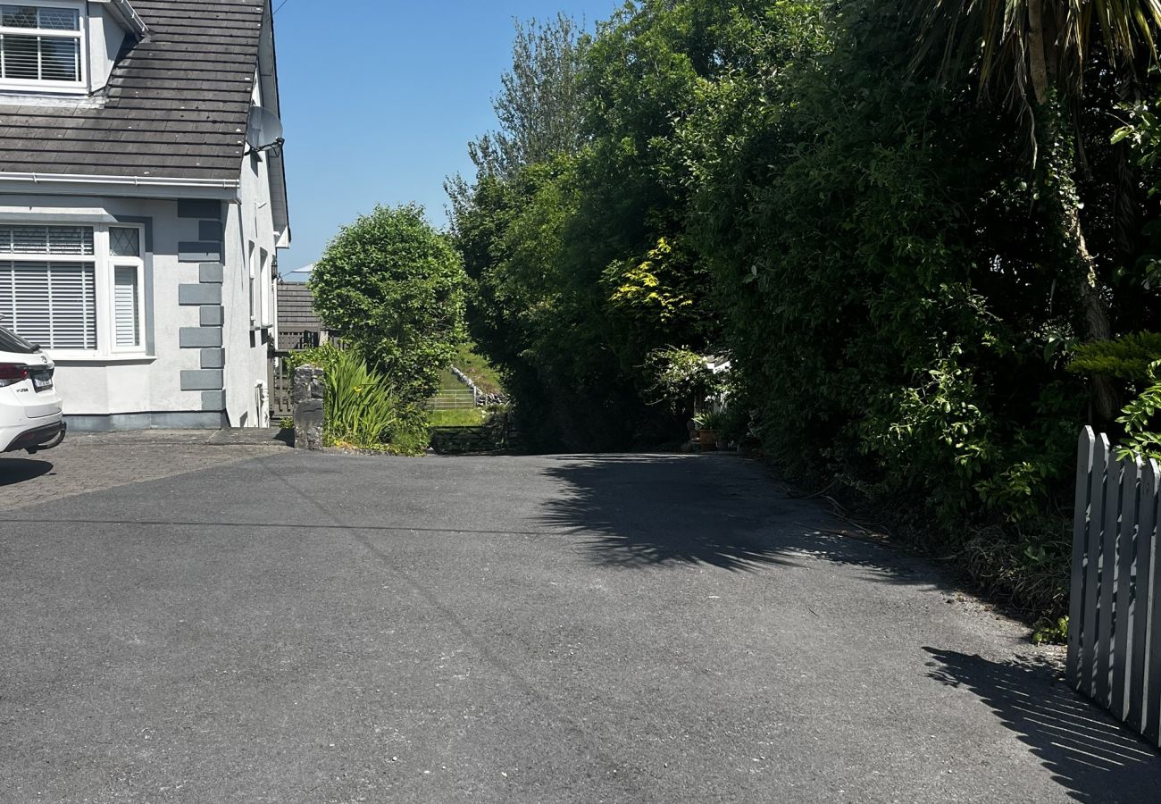 House in Rosscahill - Ower Retreat