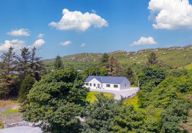 Cottage in Clifden - Owen Glen Cottage Clifden